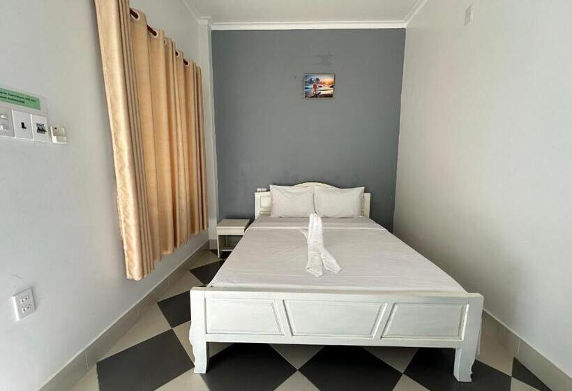 اتاق استاندارد با چشمانداز استخر, Pharos Guesthouse