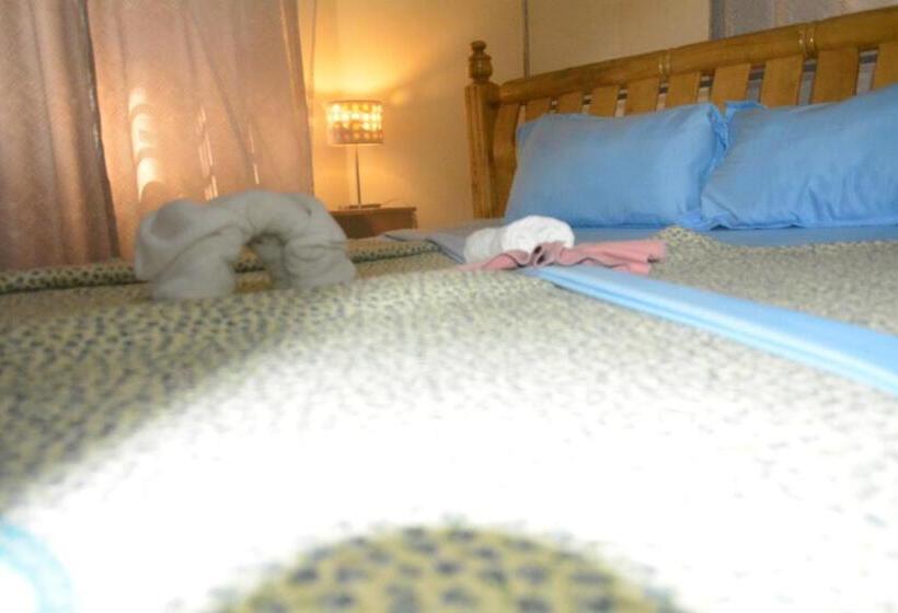 اتاق لوکس, Lakeshore Bed And Breakfast