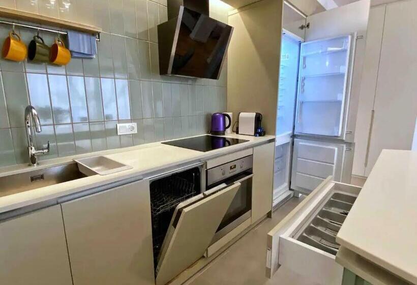 带大床的套房, B Suites