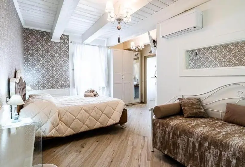 Standard Kolmen Hengen Huone, Casa Tarducci