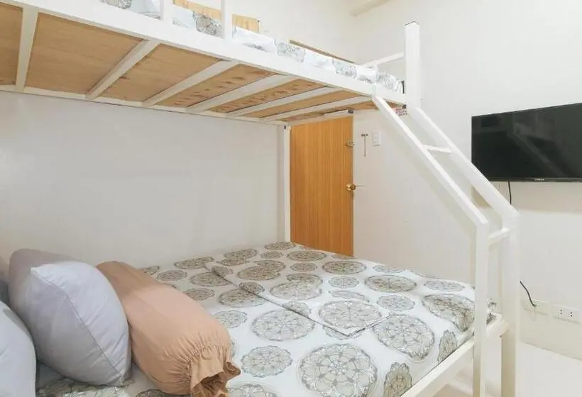 Standard Kolmen Hengen Huone, Cm Apartelle Iloilo International Airport By Reddoorz