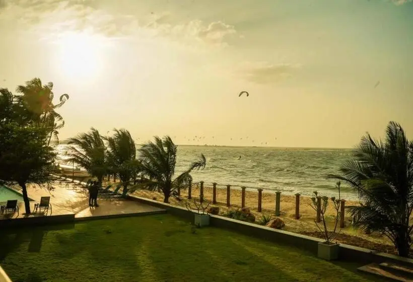 ファミリールーム, Hiru Beach Resort