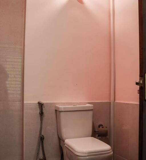 Номер Deluxe, Hiru Beach Resort