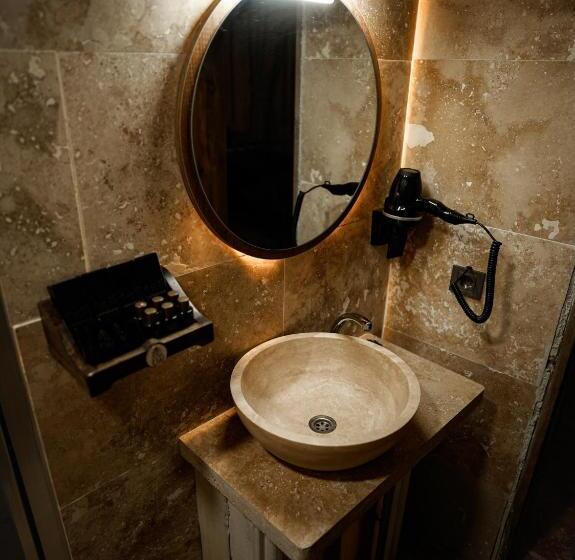 חדר סטנדרט לשלושה, Lost City Cappadocia