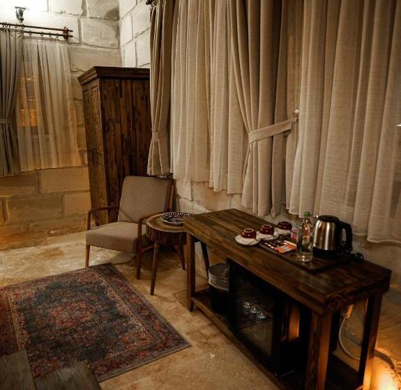 חדר סטנדרט לשלושה, Lost City Cappadocia