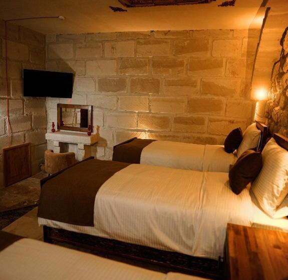 חדר סטנדרט לשלושה, Lost City Cappadocia