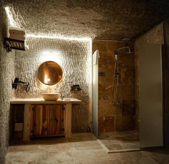 סוויטה דלוקס, Lost City Cappadocia