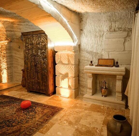 מיטת קינג בסוויטה, Lost City Cappadocia