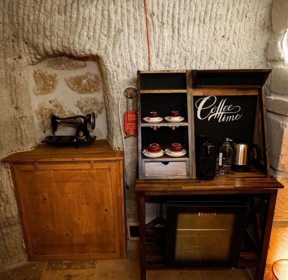 스위트 킹사이즈 침대, Lost City Cappadocia