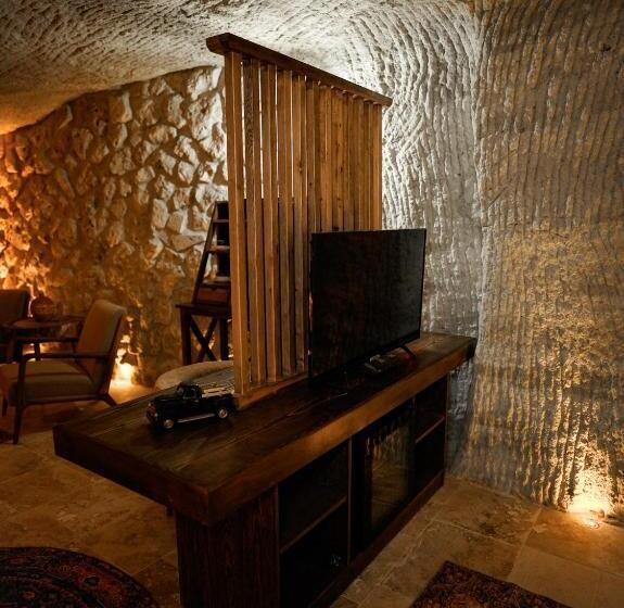 סוויטה דלוקס, Lost City Cappadocia