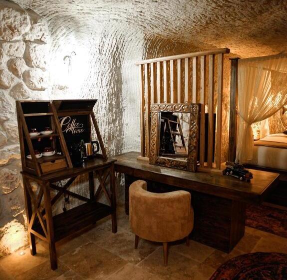 סוויטה דלוקס, Lost City Cappadocia
