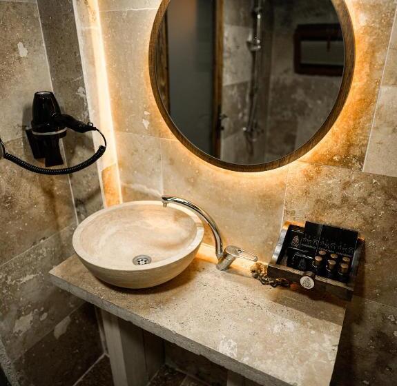 סוויטה דלוקס, Lost City Cappadocia