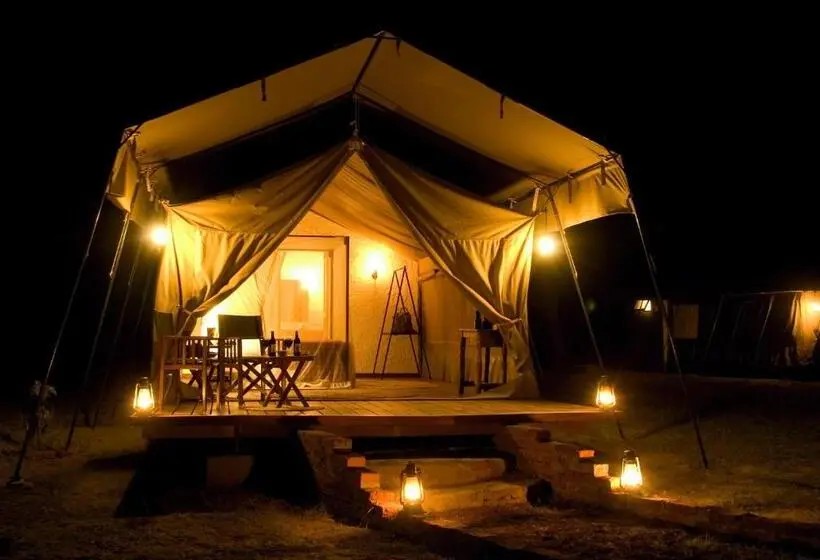 Deluxe-huone, Nsya Camp Manyara