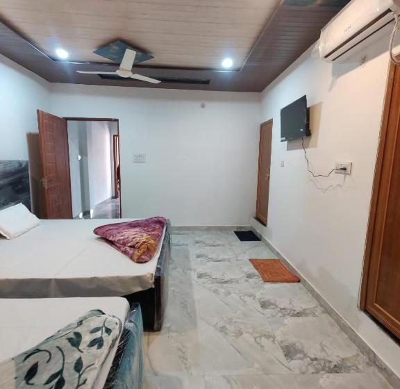 اتاق استاندارد, Rama Inn