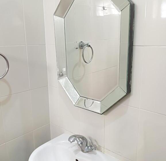 اتاق استاندارد, Smiley Resort