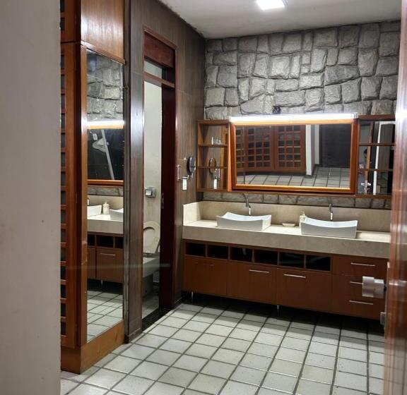 اتاق لوکس چهار تخته, Espaço Casa