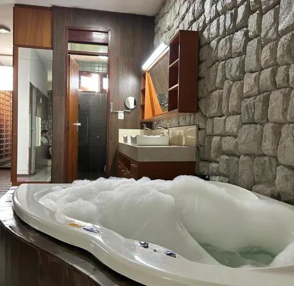 デラックスの４人部屋, Espaço Casa