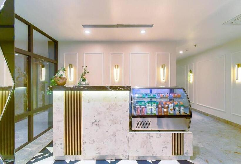 غرفة ديلوكس, Revaa Hotels