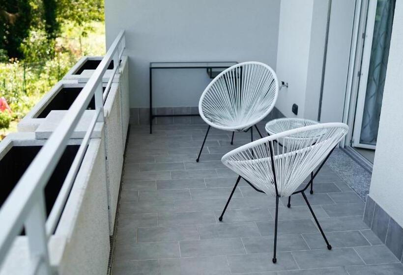 Номер Стандарт с Террасой, New Living Milano