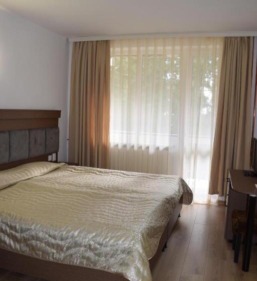 غرفة قياسية, почивна база орлица