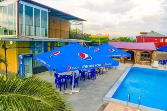 Номер Стандарт Трехместный, Emilia