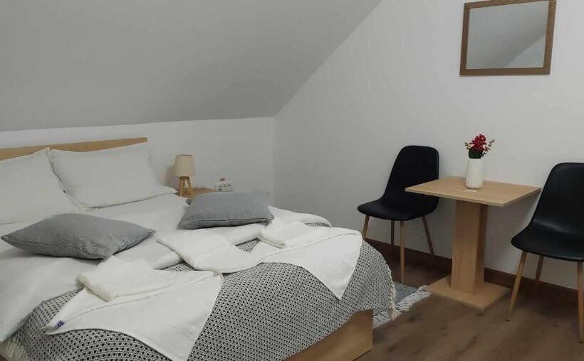 标准间带露台, Pensiunea Agroturistica Daniel