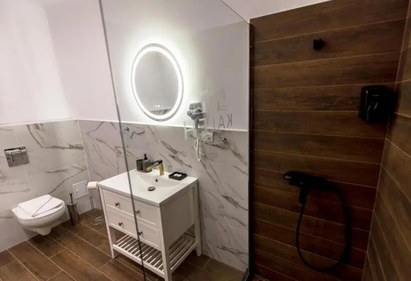 Huoneisto 1 Makuuhuone Allasnäkymä, Kaleh Boutique Villa