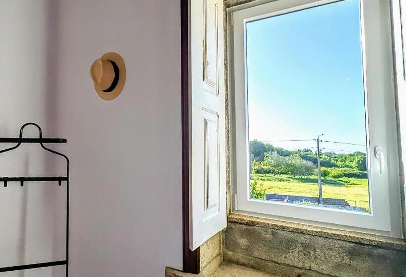 اتاق استاندارد با بالکن, Torre De Santiago Guest House