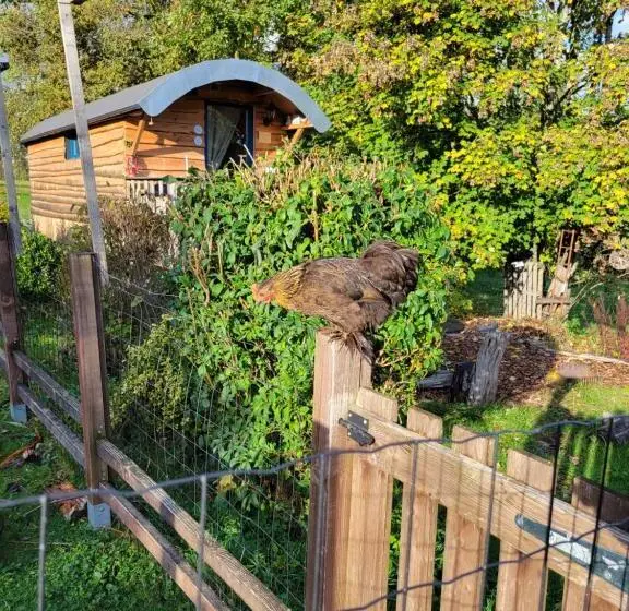 Perhehuone Vuoristonäkymä, La Roulotte Tiny House Du Mond Idéal