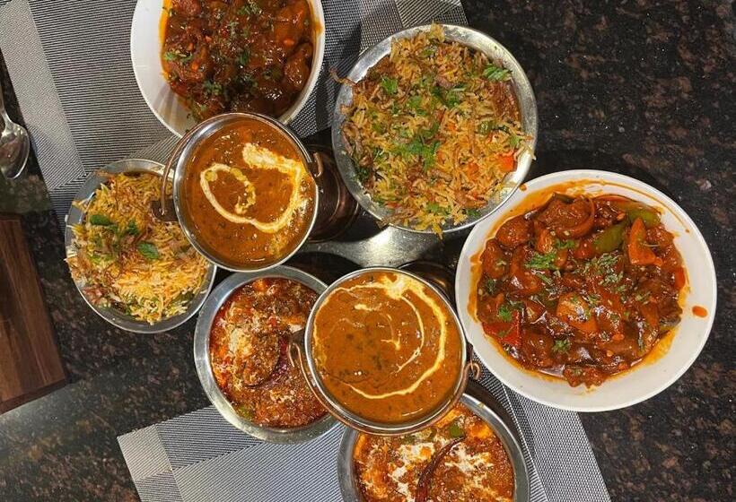 スタンダードルーム, The Ecstasy