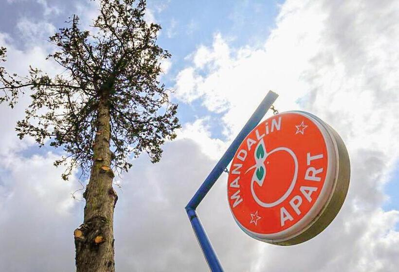 شقة غرفة واحدة مطلة على الحديقة, Mandalin Apart