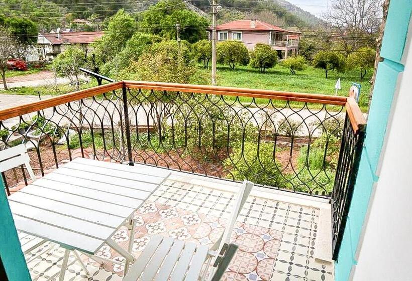 شقة غرفة واحدة مطلة على الحديقة, Mandalin Apart