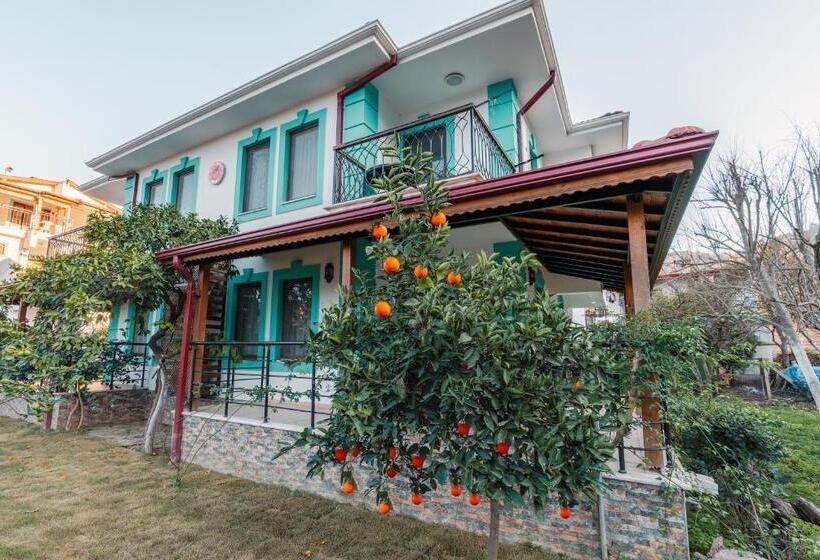 شقة غرفة واحدة مطلة على الحديقة, Mandalin Apart