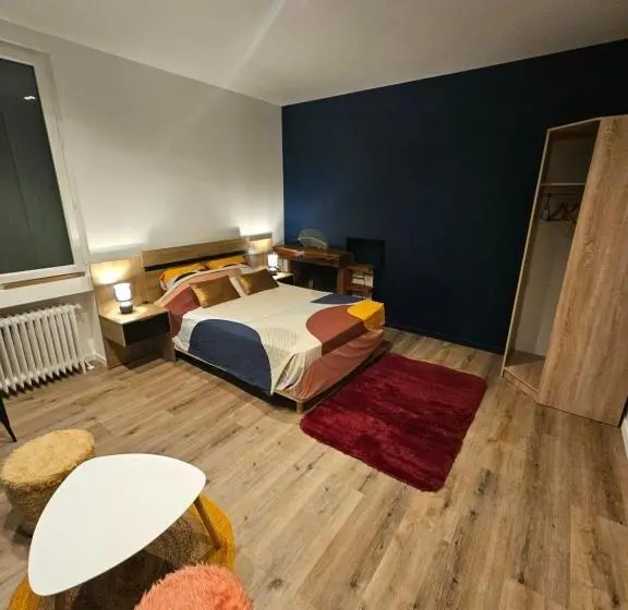 Villa 2 Makuuhuonetta, Maison Spacieuse Privatisée Ou à La Chambre   Places De Parking