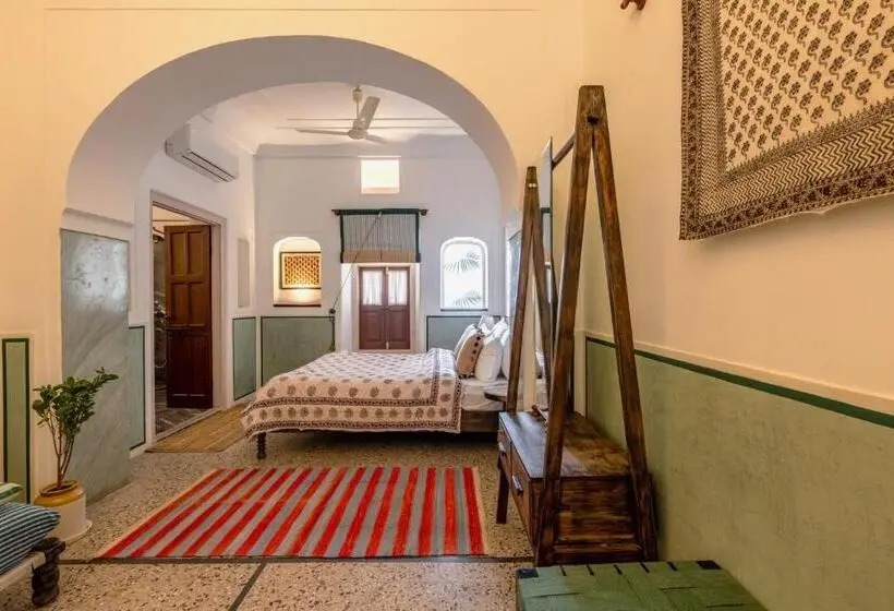 Superior-huone King-vuode, Sum Jaipur