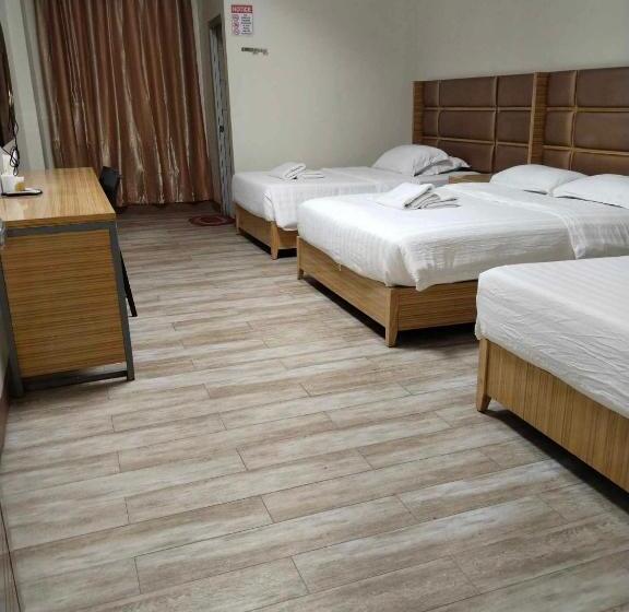 جناح عائلي, Meaco Royal Hotel   Valenzuela