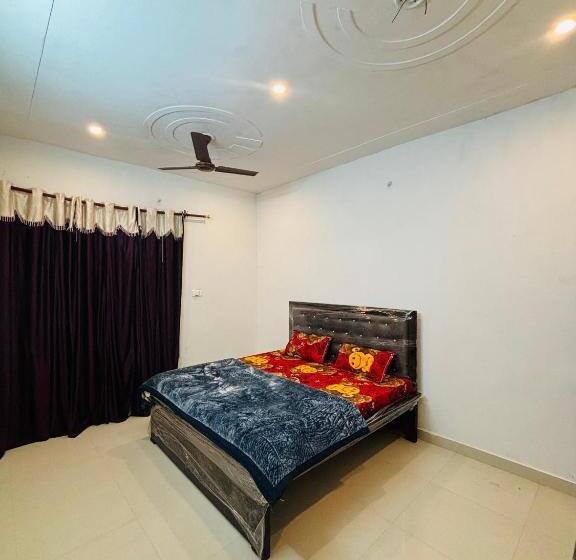 Standardzimmer Kingsize Bett, Atithi Dev Guest House