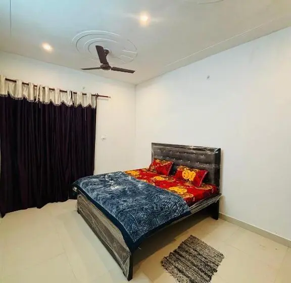 Quarto Standard Cama King, Atithi Dev Guest House