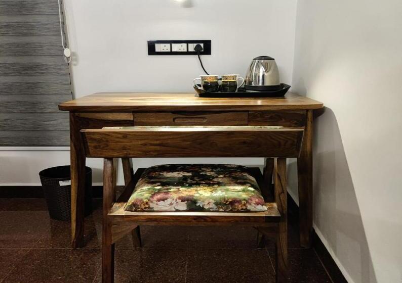 اتاق استاندارد چهار تخته, Courtyard Castle Heritage Resort