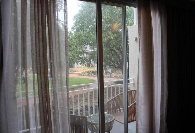 Номер Deluxe, Mango Leaf Lake Resort