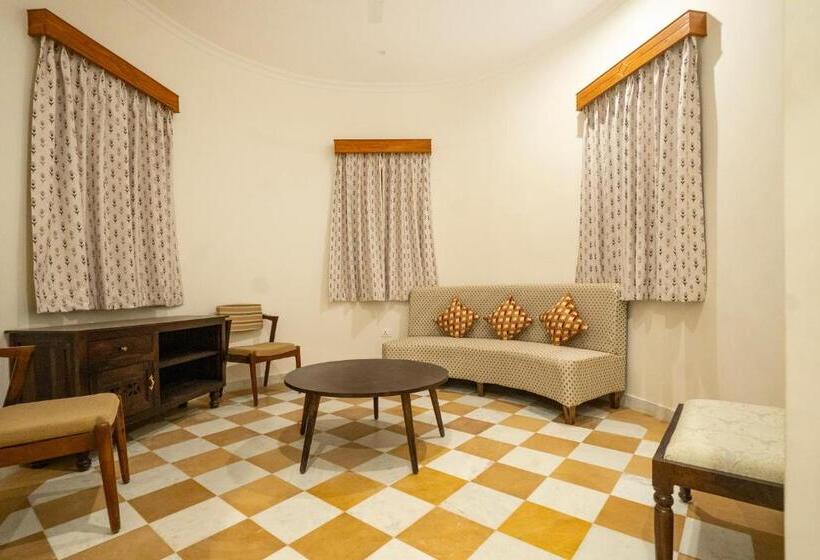 Королевский Люкс, Marugarh Camp And Resort Jaisalmer
