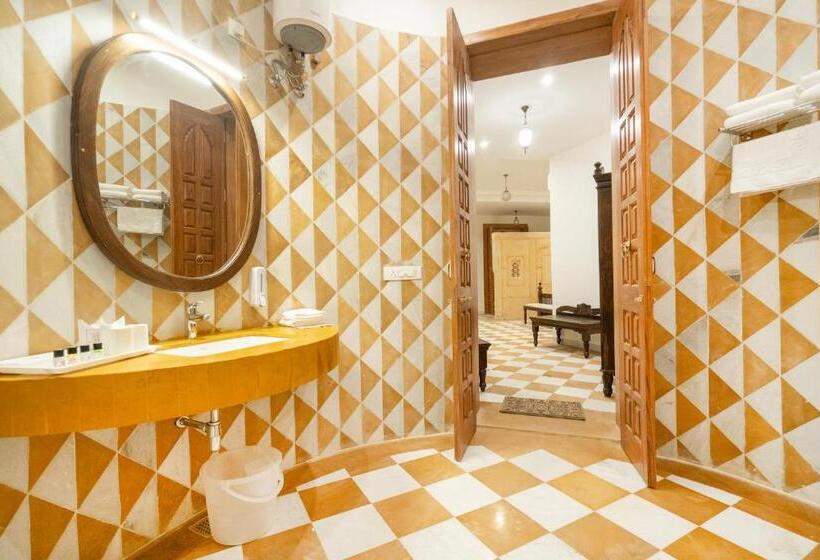 Королевский Люкс, Marugarh Camp And Resort Jaisalmer