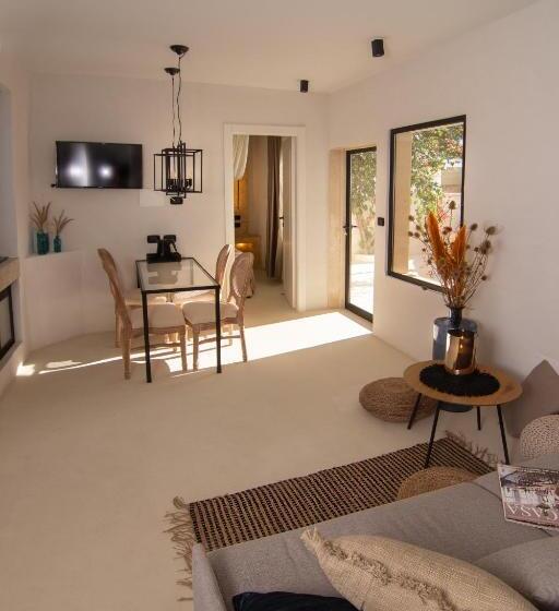 Suite with Terrace, Borgo Bevagna Relais