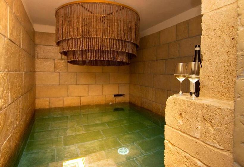 Люкс с Бассейном, Borgo Bevagna Relais