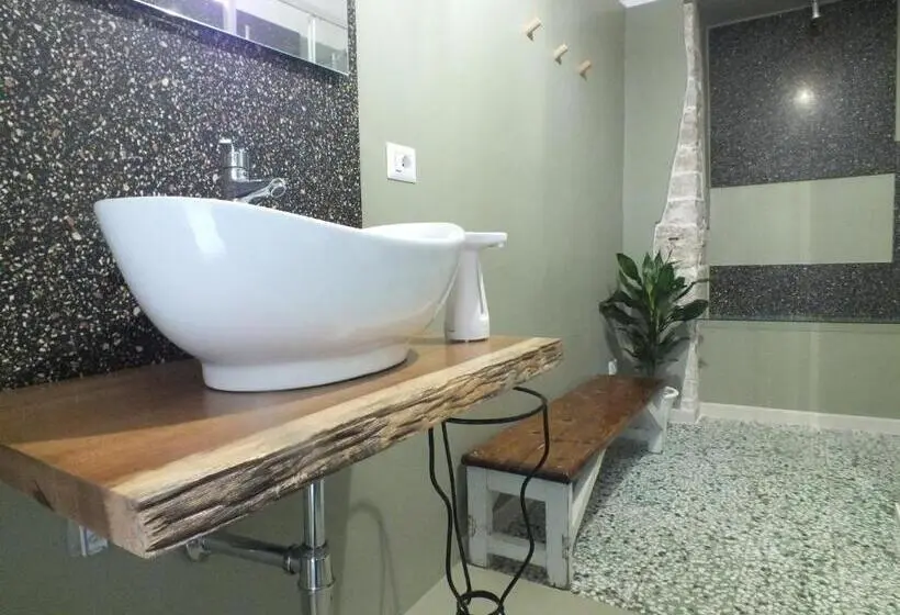 Quarto standart com varanda, Città Vecchia