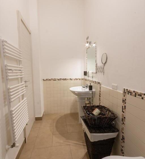 غرفة ديلوكس رباعية, B&b Cairoli