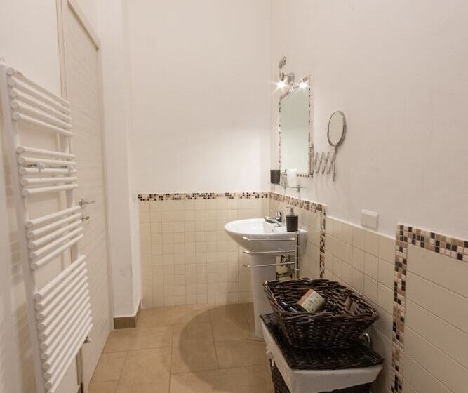 غرفة ديلوكس رباعية, B&b Cairoli