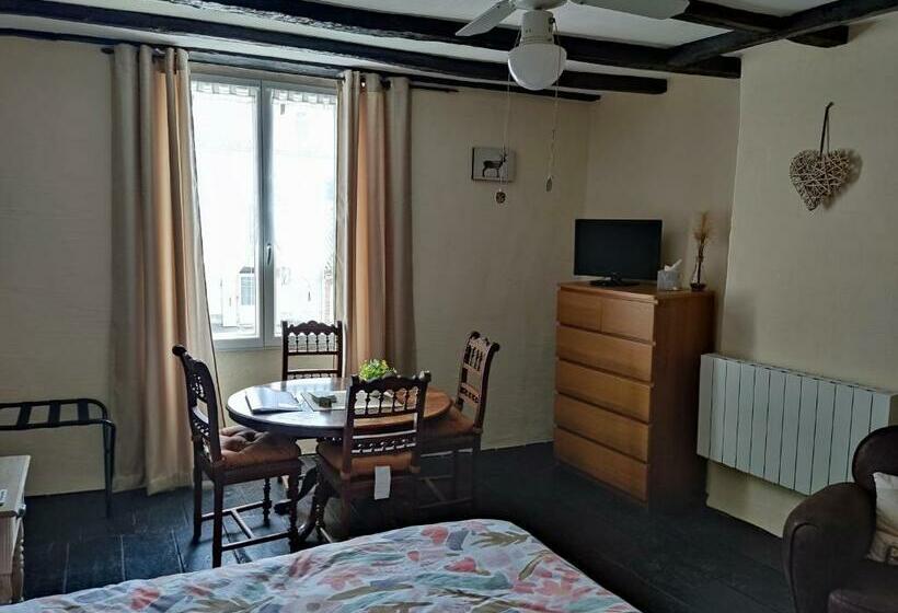 ファミリールーム, 16 Bel Air