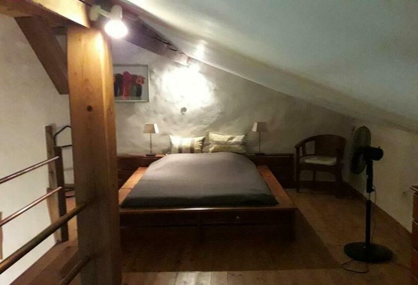 סטודיו נוח, Abbaye De Capservy