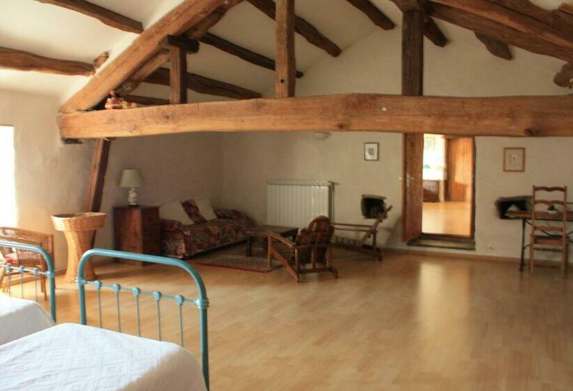 סוויטת קומפורט, Abbaye De Capservy